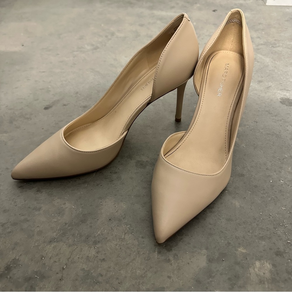 Marc Fisher Tan Heels, Women’s Size 8.5